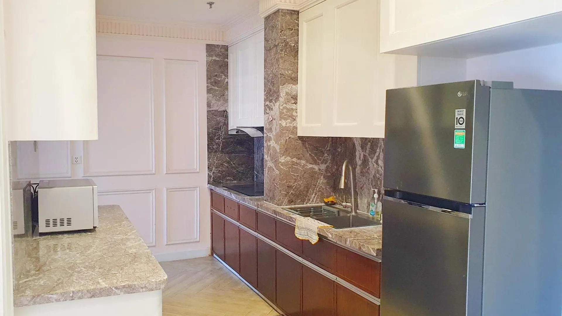 Em Khoy Vinhomes Apartment Ho Chi Minh City